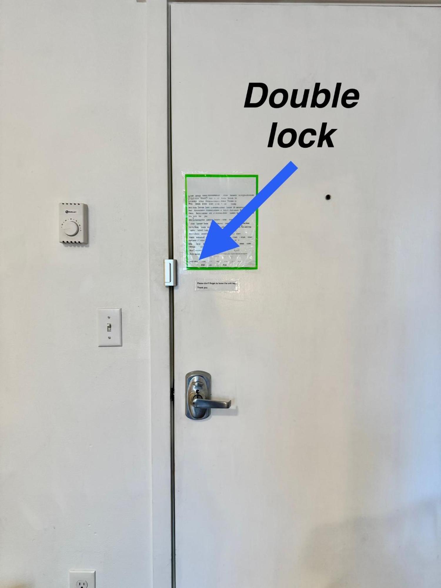Private Room With Shared Bathroom On The 1St Floor 10 Minutes Walk To University Of Washington Seattle Exterior foto